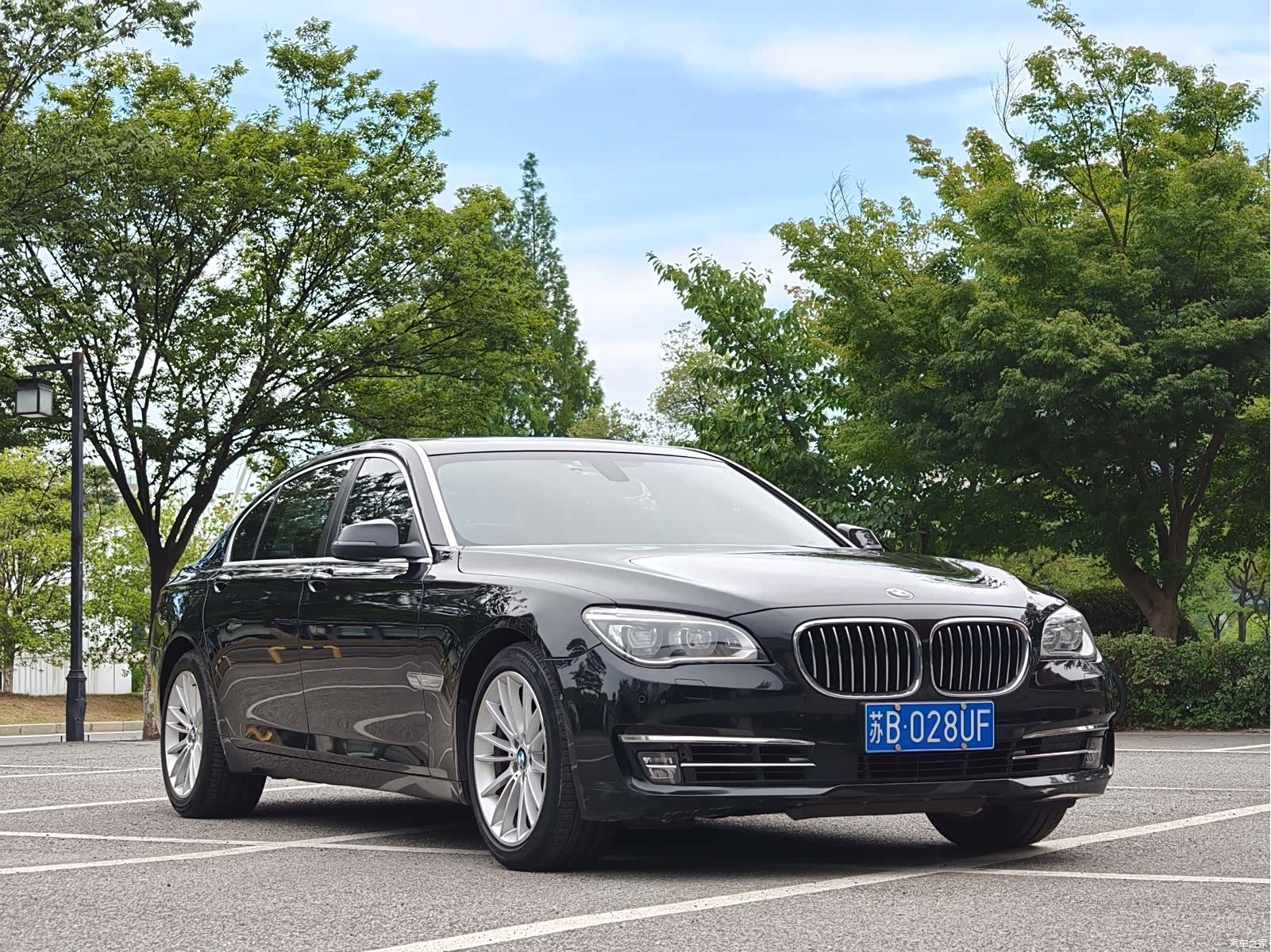BMW 7 Series, 2015 1