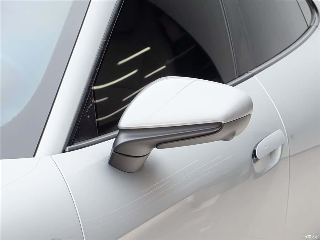 Porsche Taycan, 2021 12