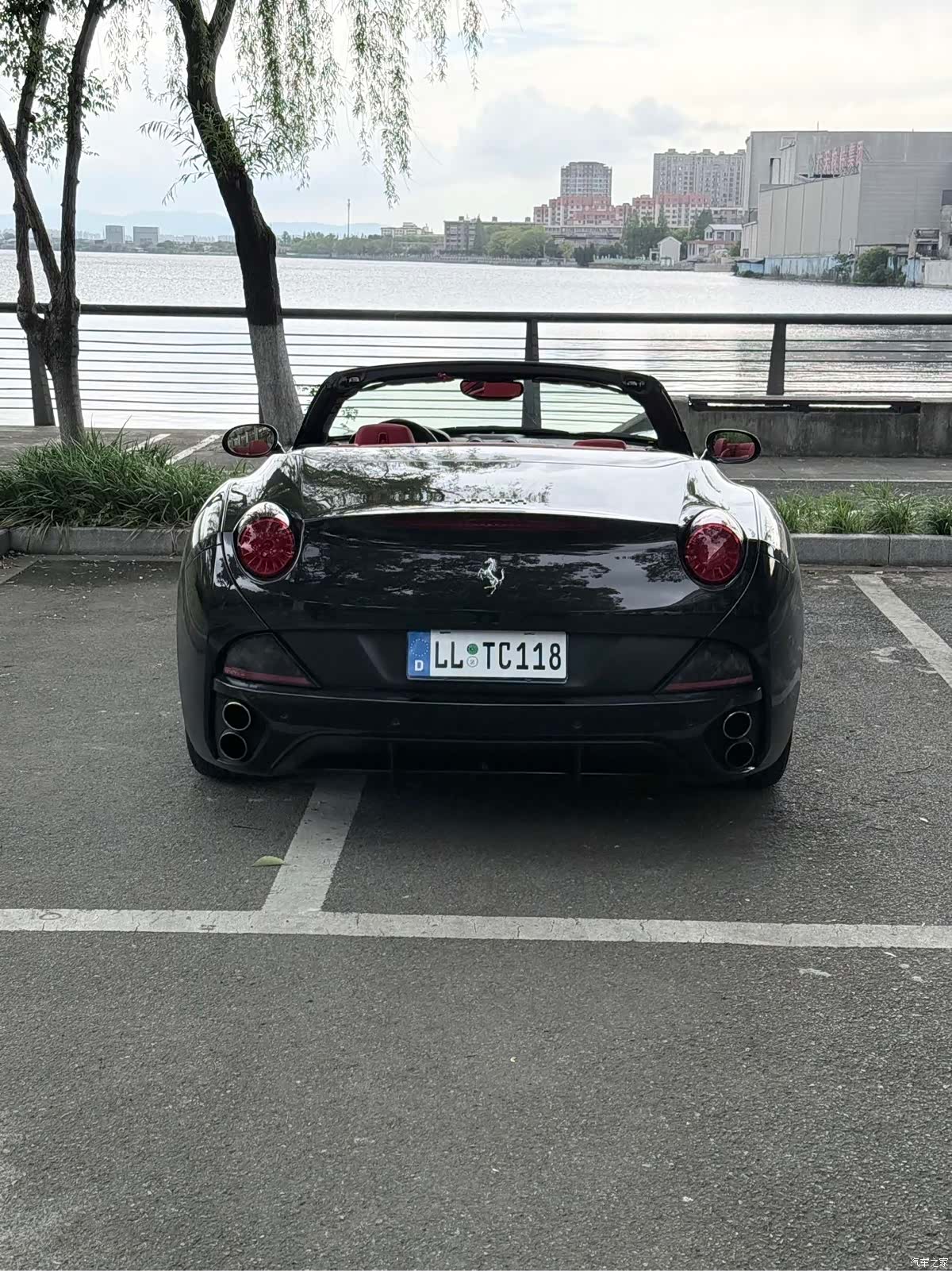 Ferrari California, 2011 15