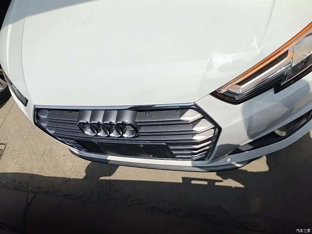 Audi A4L, 2020 3