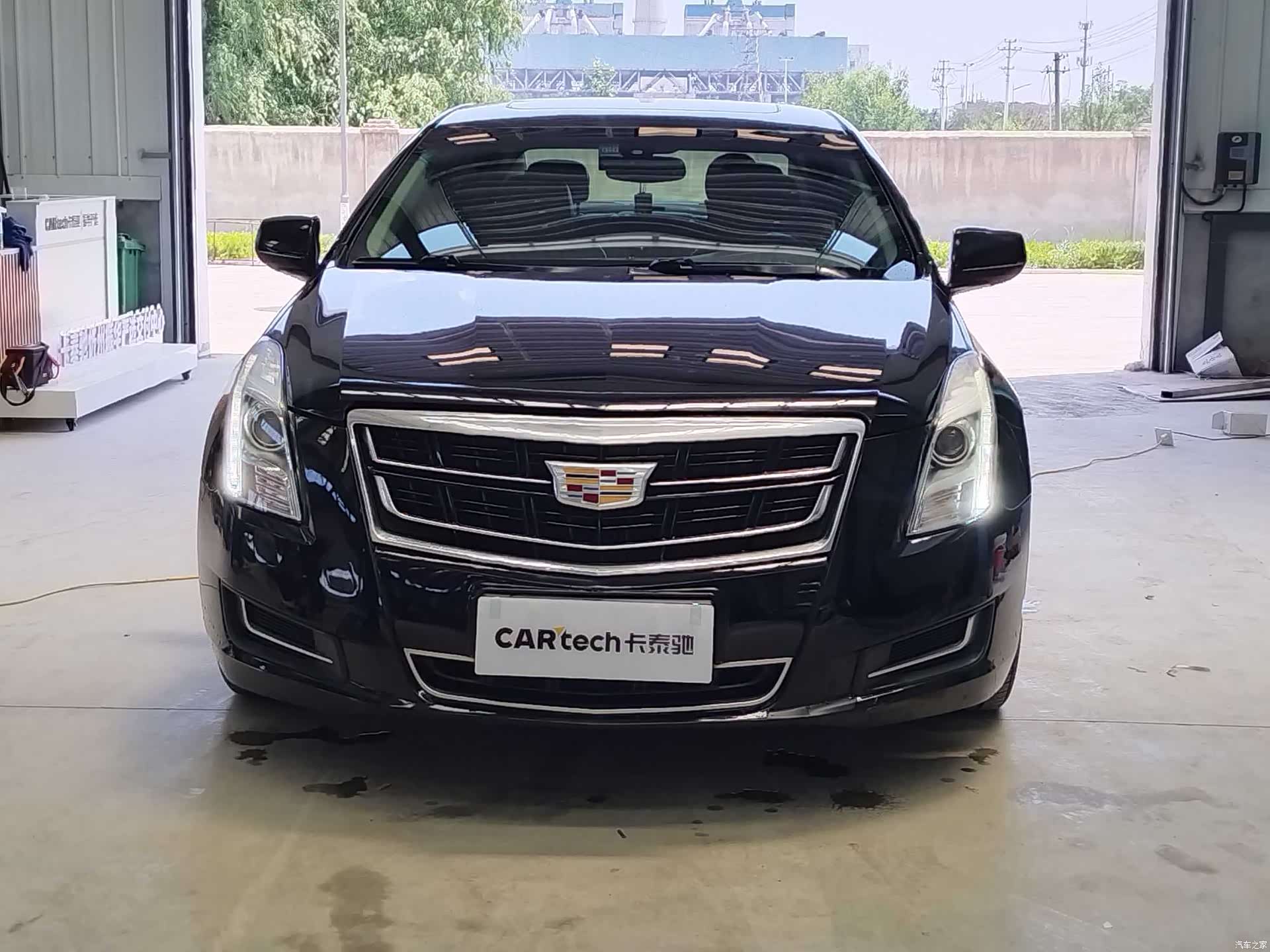 Cadillac XTS, 2016 2