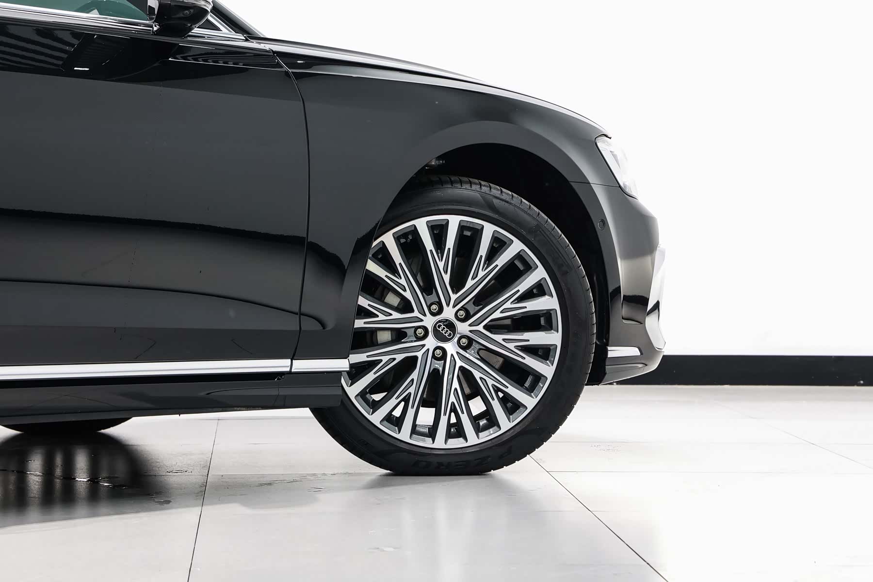Audi A8L, 2026 24