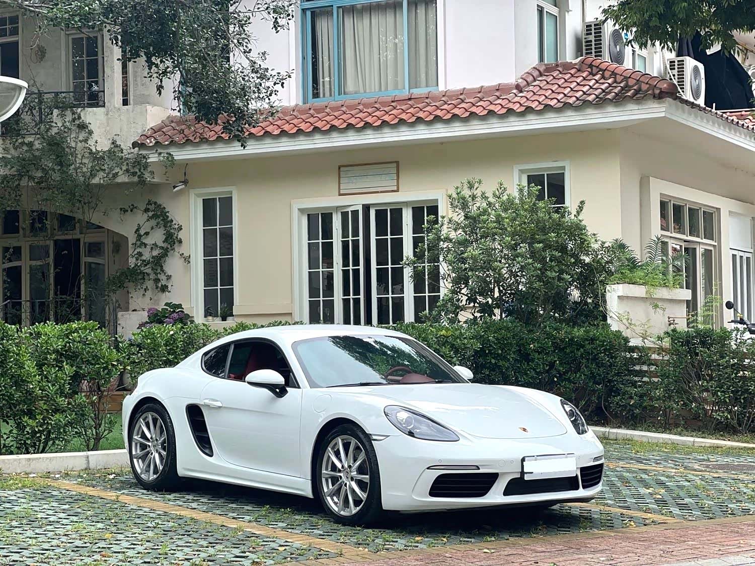 Porsche Cayman, 2018 3