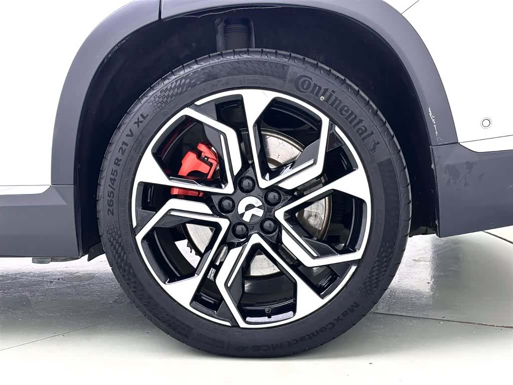 NIO ES8, 2021 7