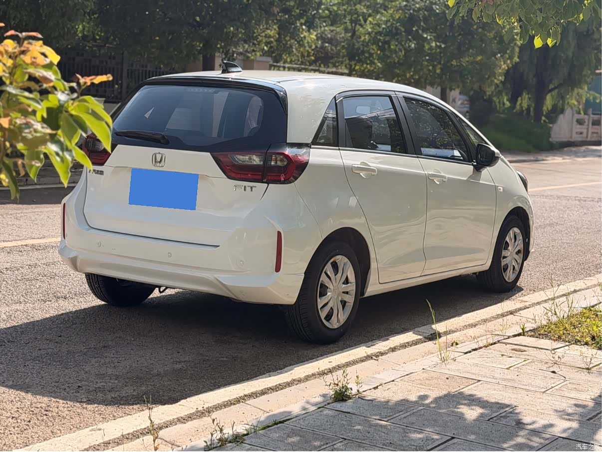 Honda Fit, 2023 все фото