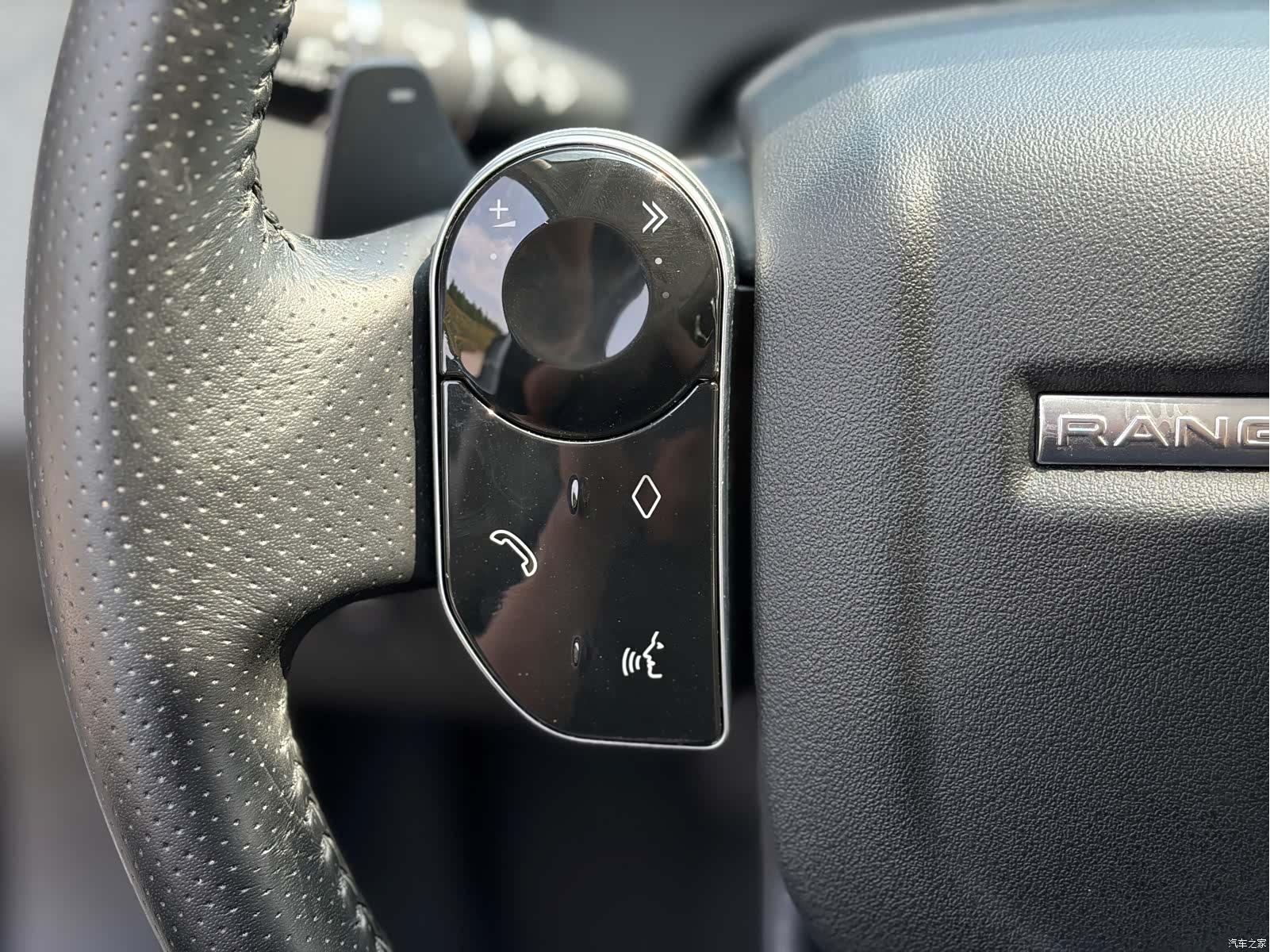 Land Rover Range Rover, 2019 28