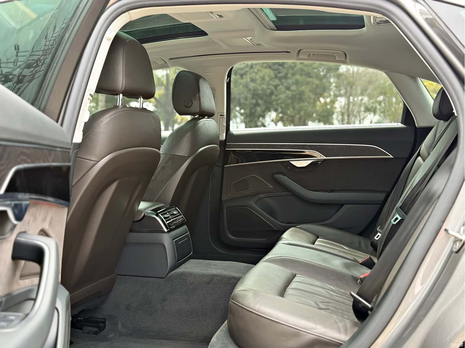 Audi A8L, 2018 7