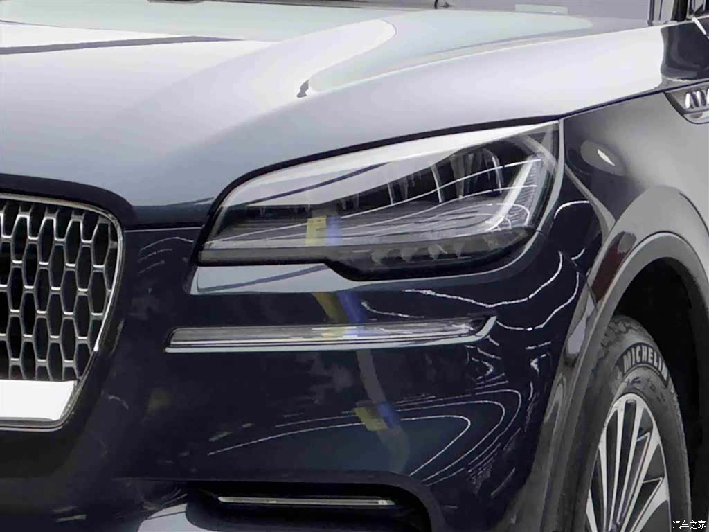 Lincoln Aviator, 2023 3