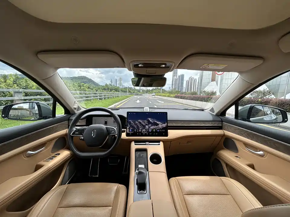 HarmonyOS Ask the world M5
