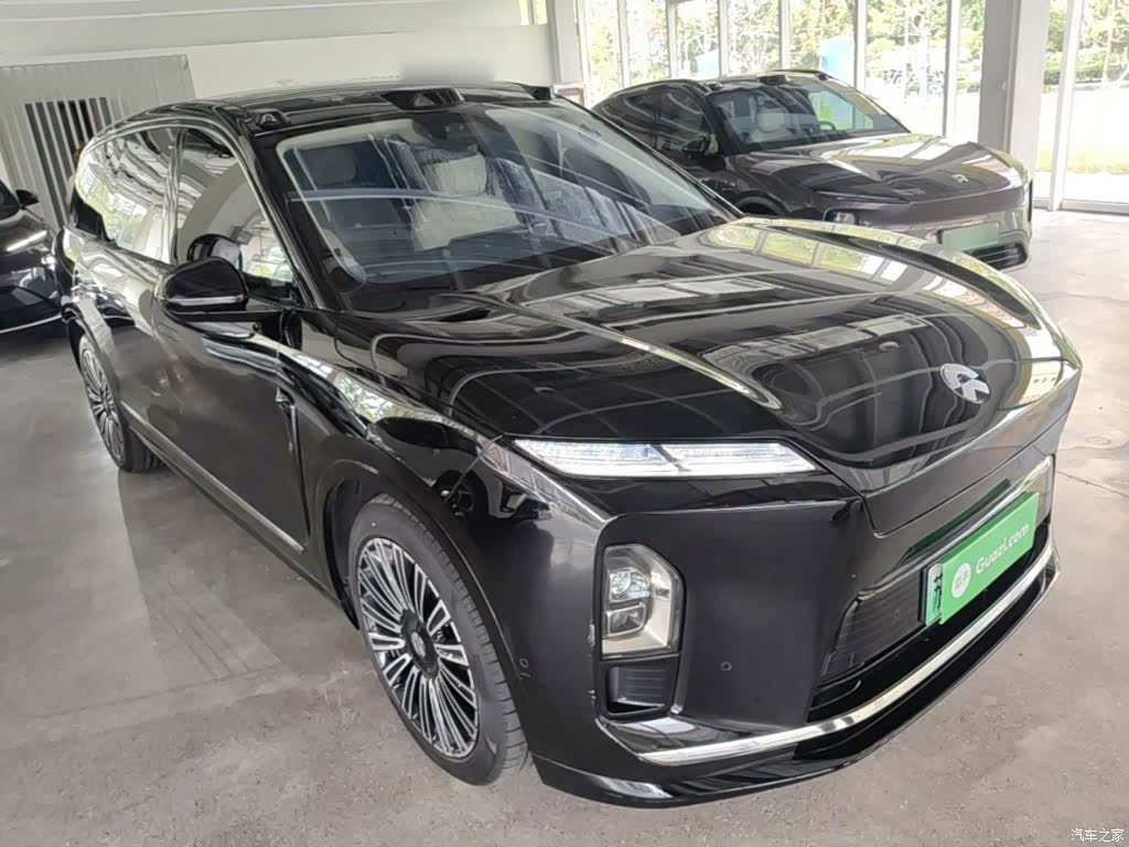 NIO ES8, 2025 4