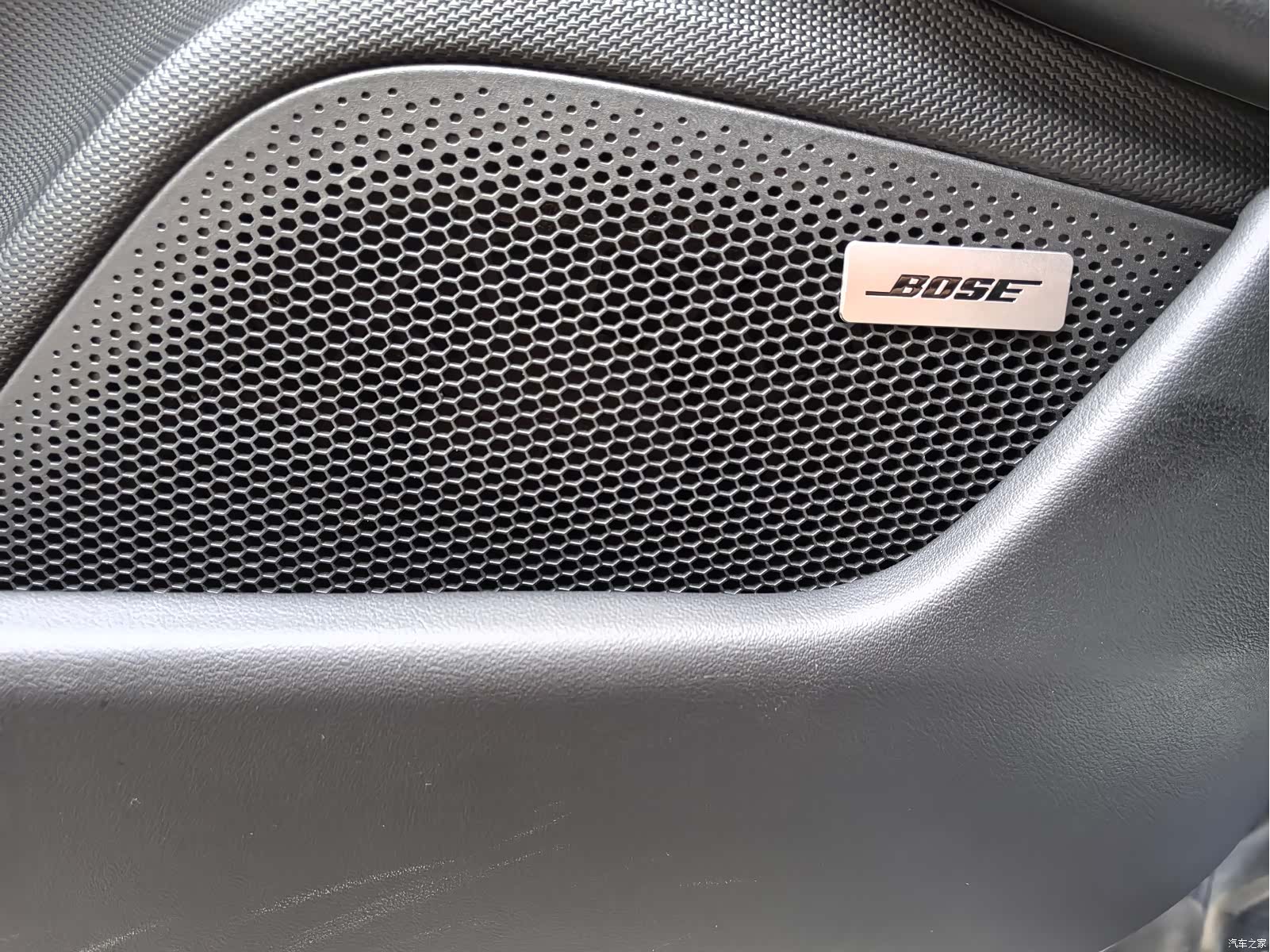 Porsche Taycan, 2021 15