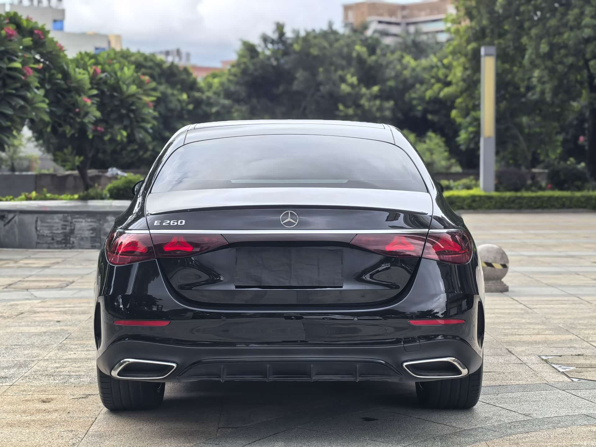 Mercedes-Benz E-Class, 2025 11