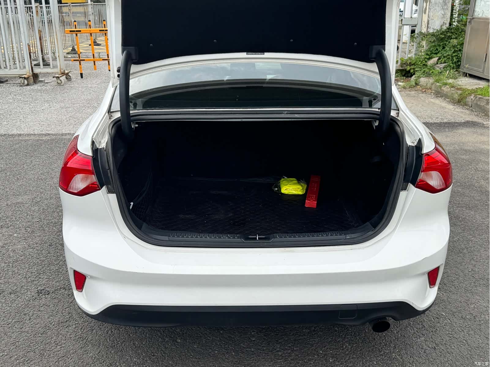 Ford Focus, 2019 11