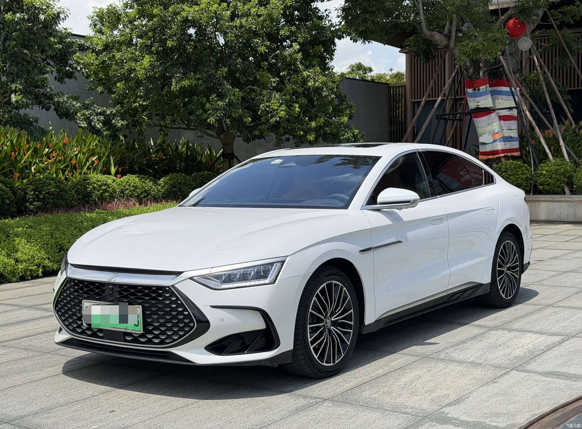 BYD Han, 2022 2