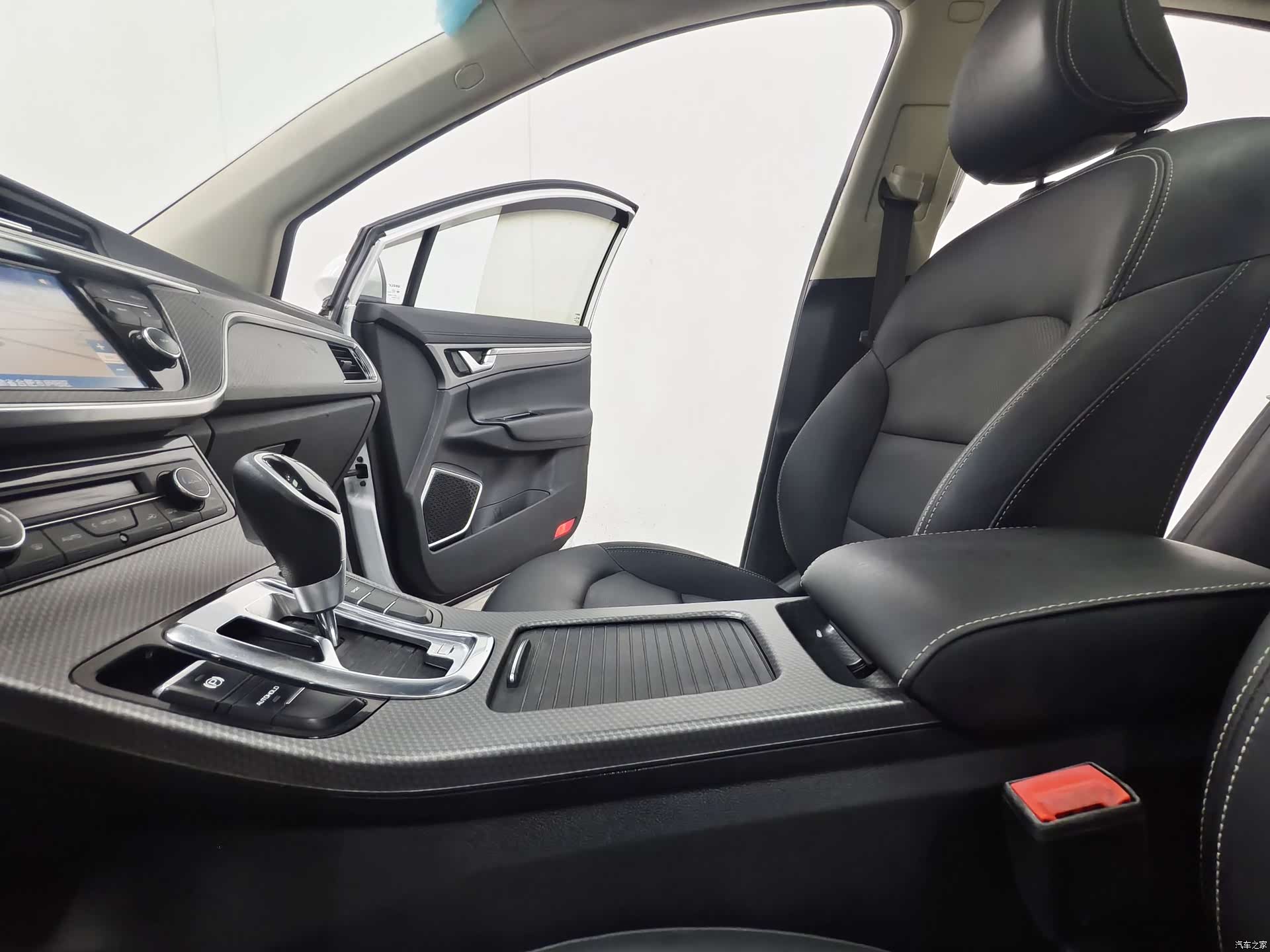 Geely Emgrand, 2017 12
