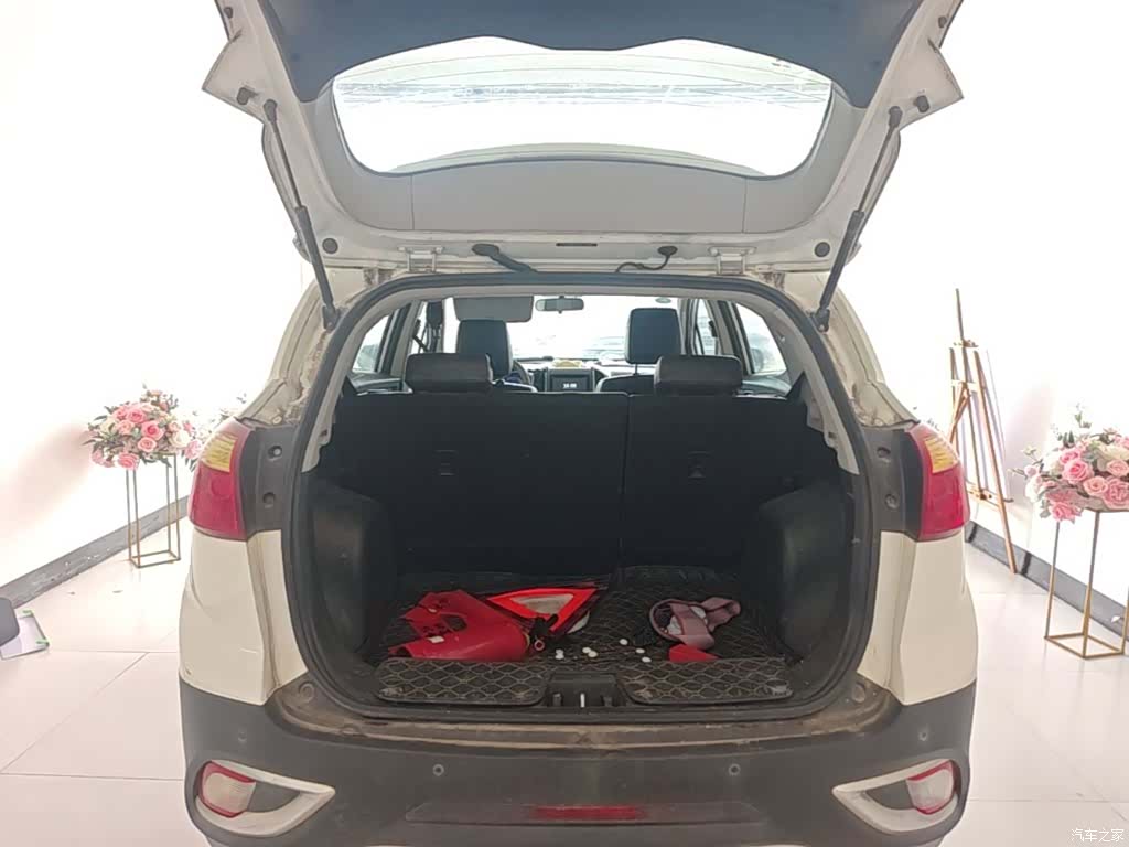 JAC S3, 2015 19