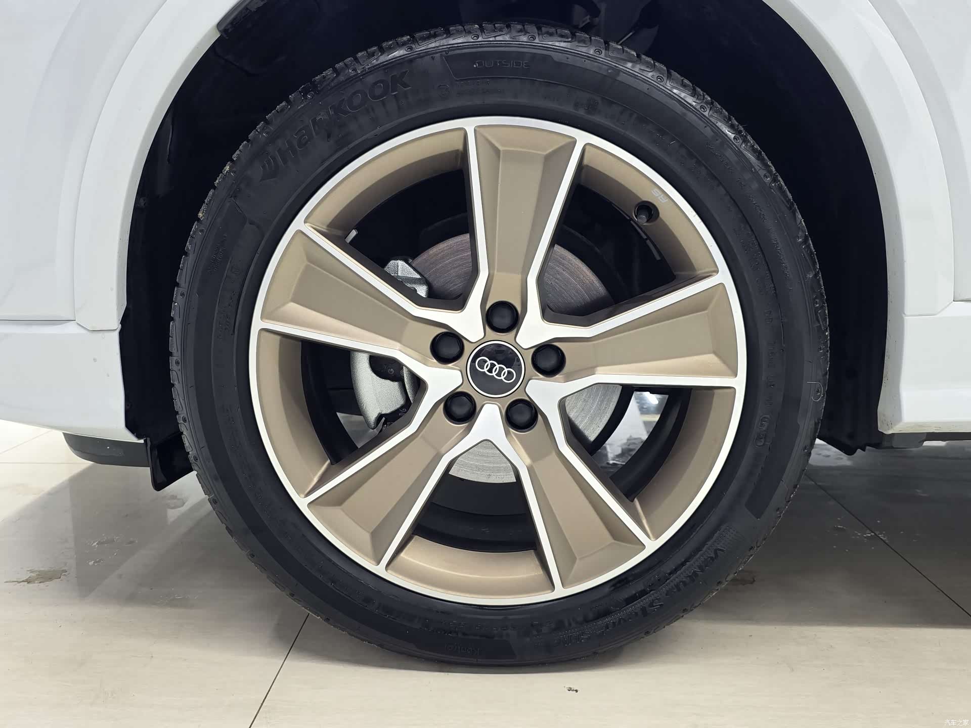 Audi Q2L, 2022 14