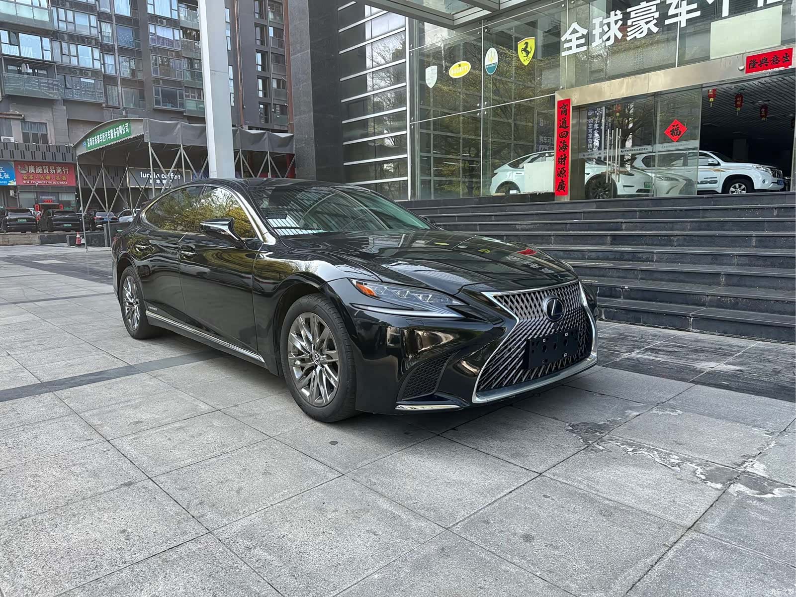 Lexus LS, 2019 3