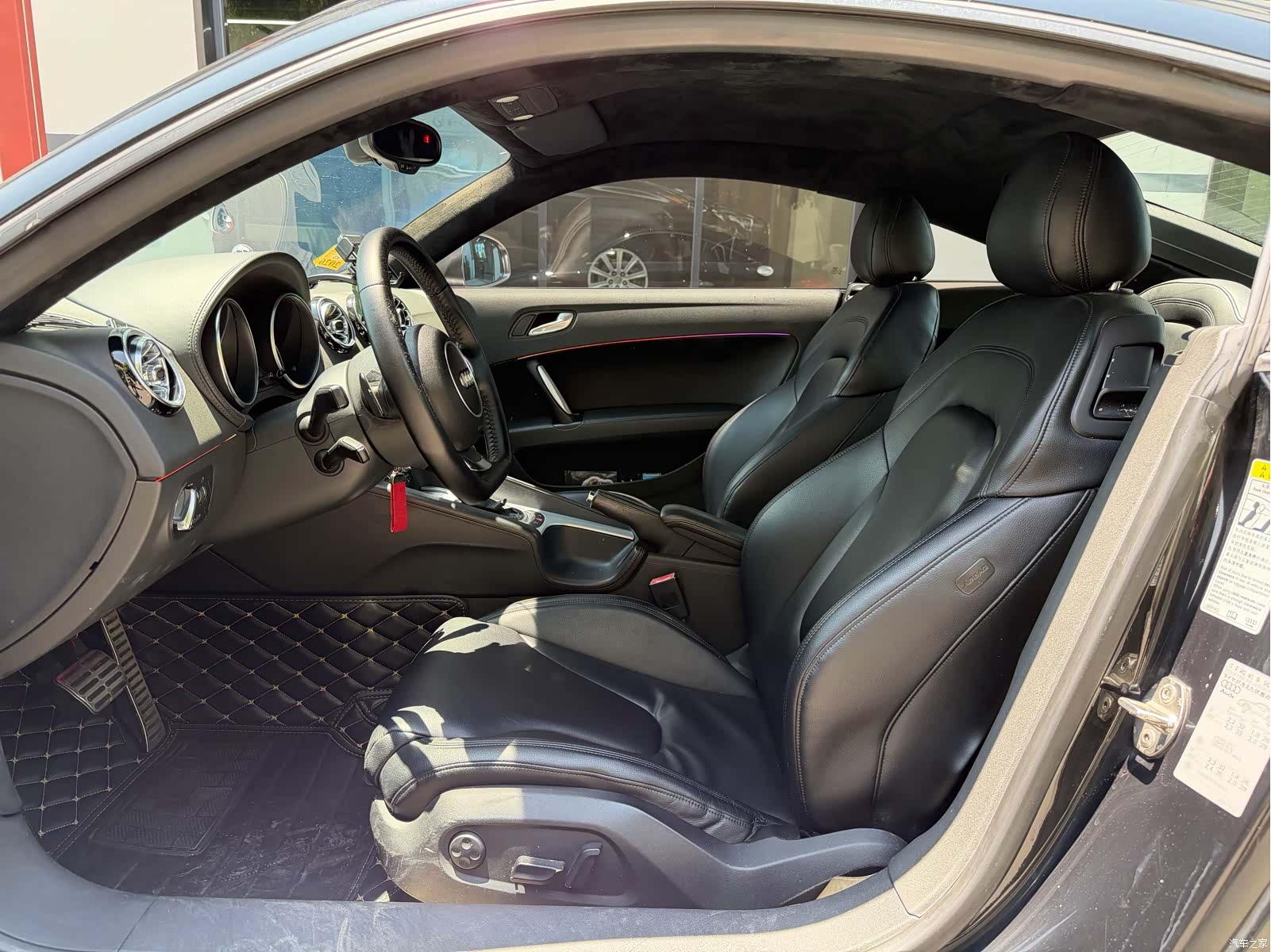 Audi TT, 2009 7