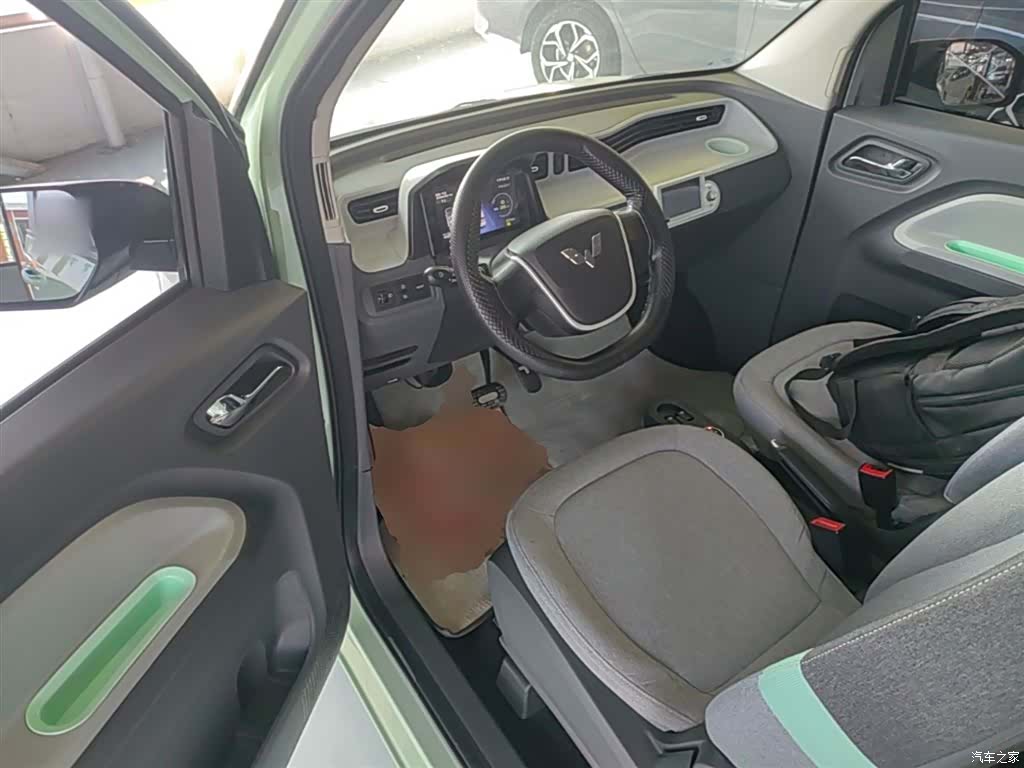 Wuling MINIEV, 2022 16