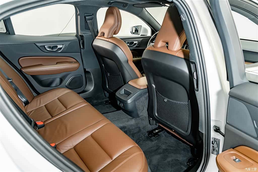 Volvo S60, 2024 21