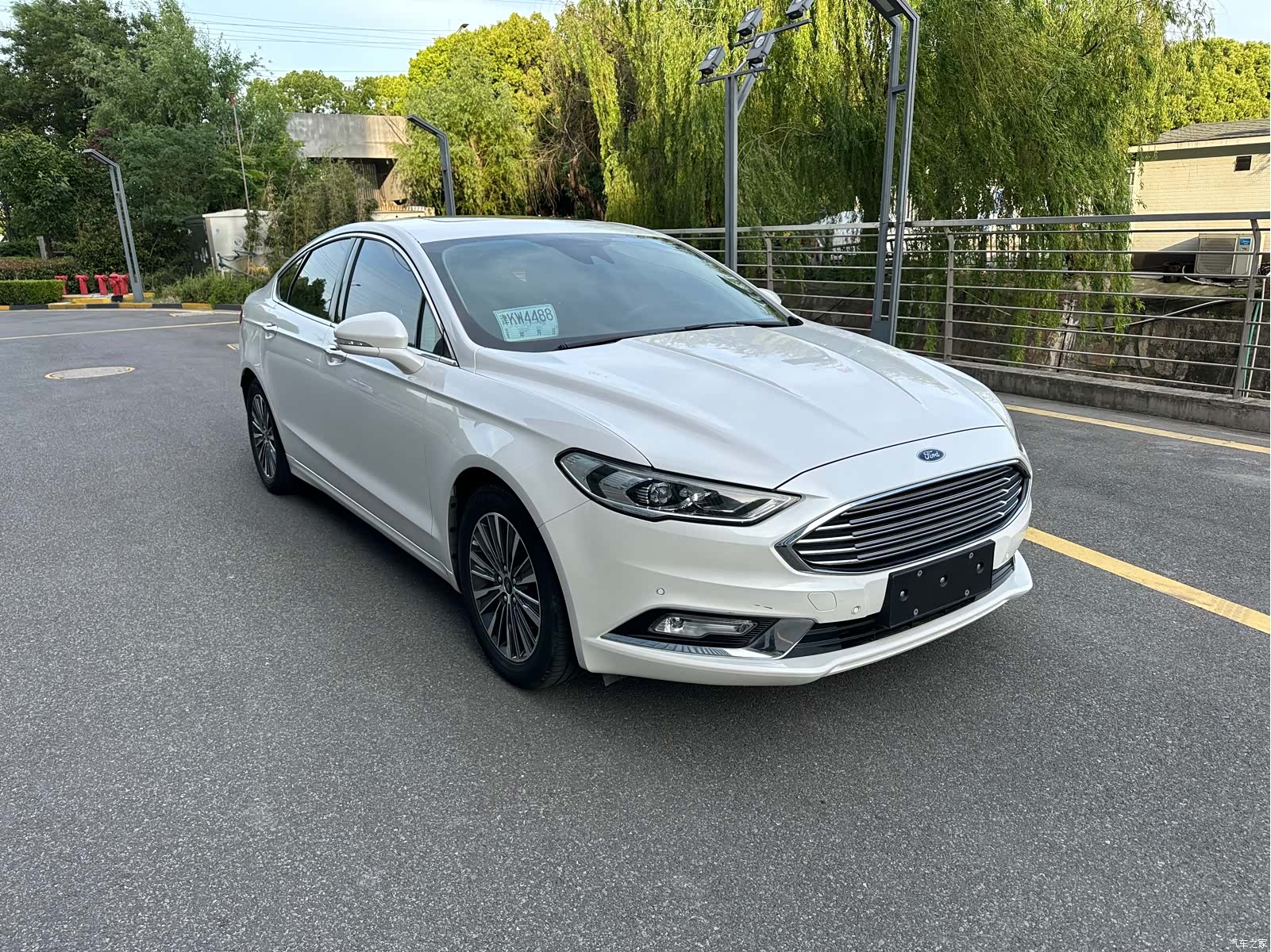 Ford Mondeo, 2017 3