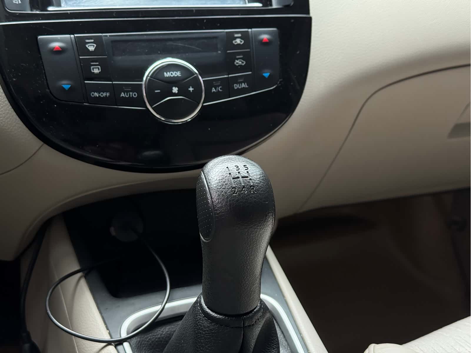 Nissan Tiida, 2012 20