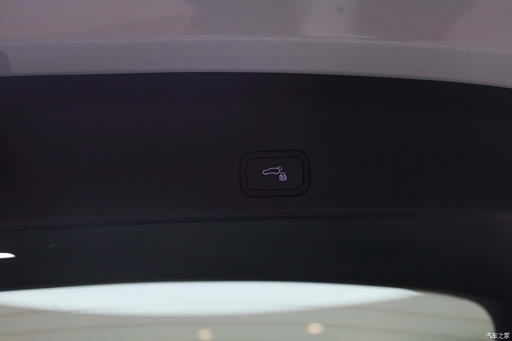 Li Auto i6, 2025 23