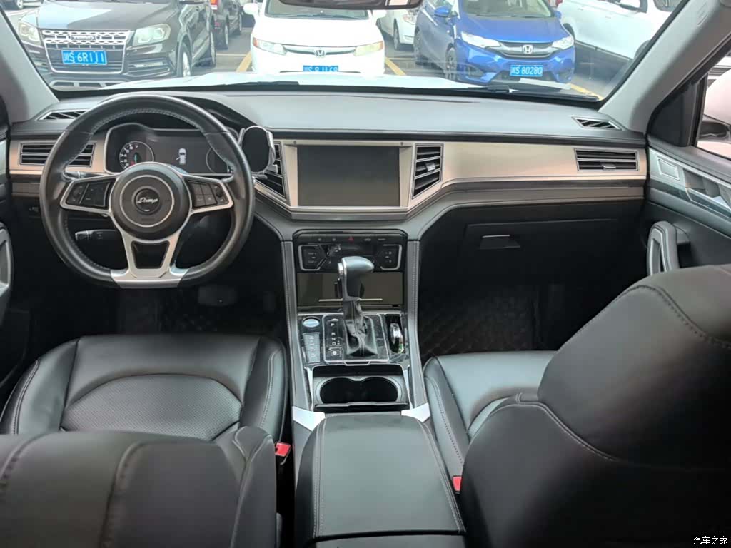 Zotye X7, 2017 10