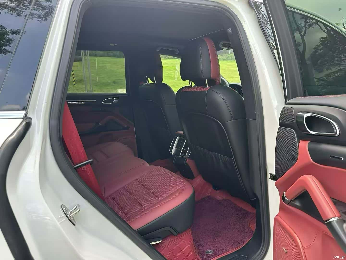 Porsche Cayenne, 2014 7