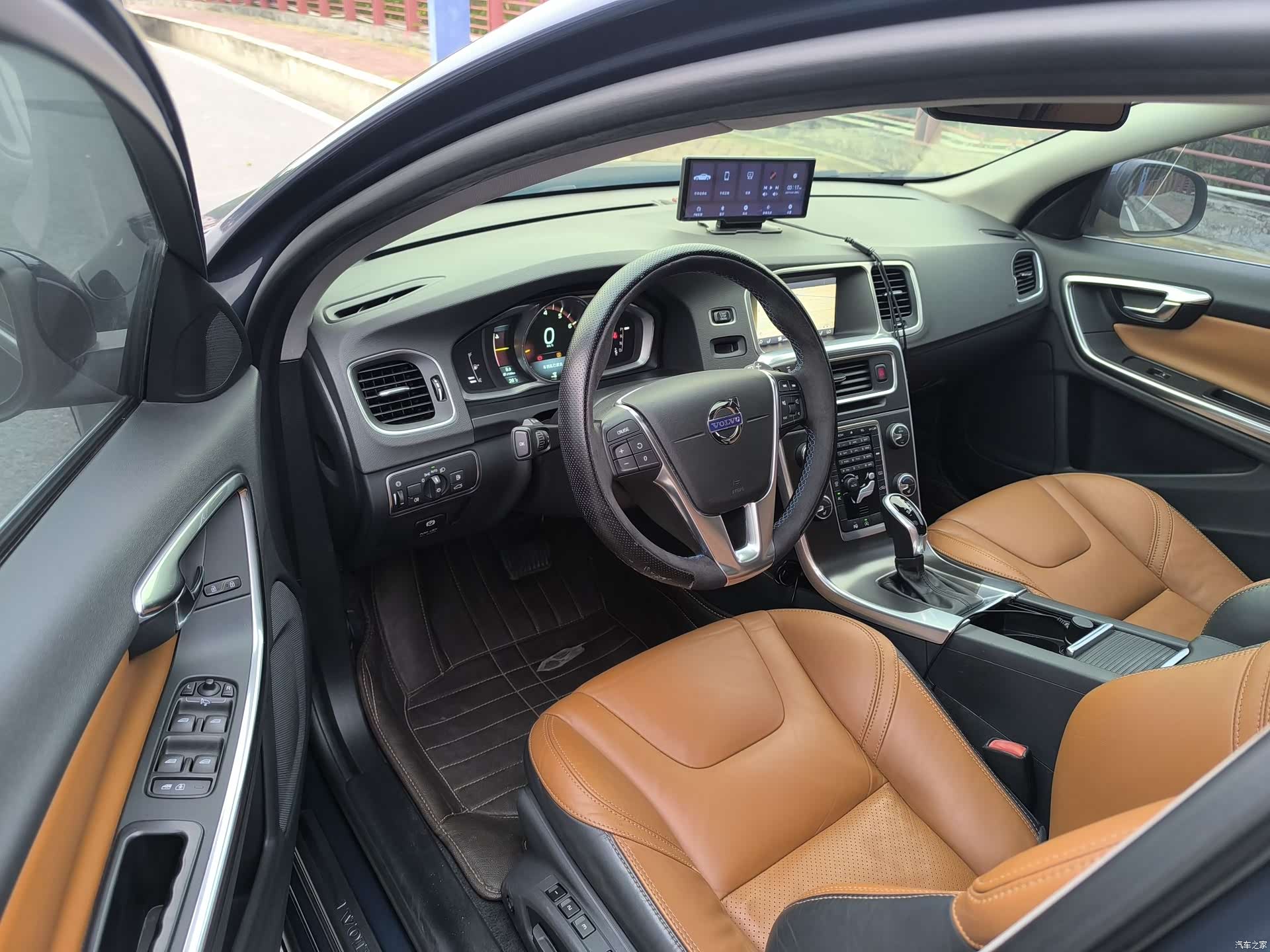 Volvo V60, 2014 10