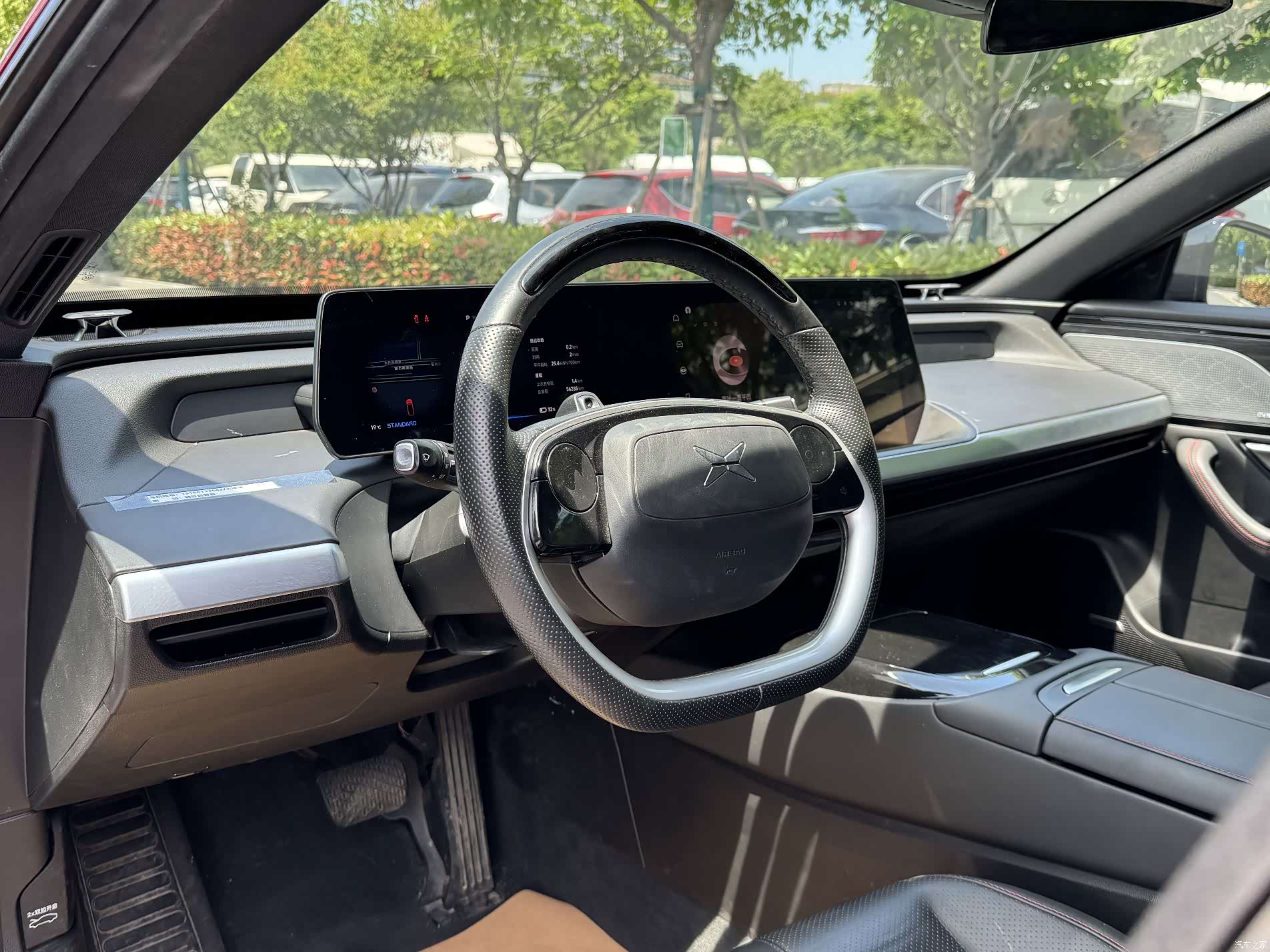 Xpeng P7, 2021 15