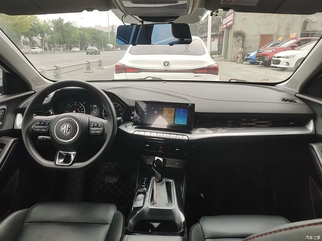 MG MG5, 2023 10