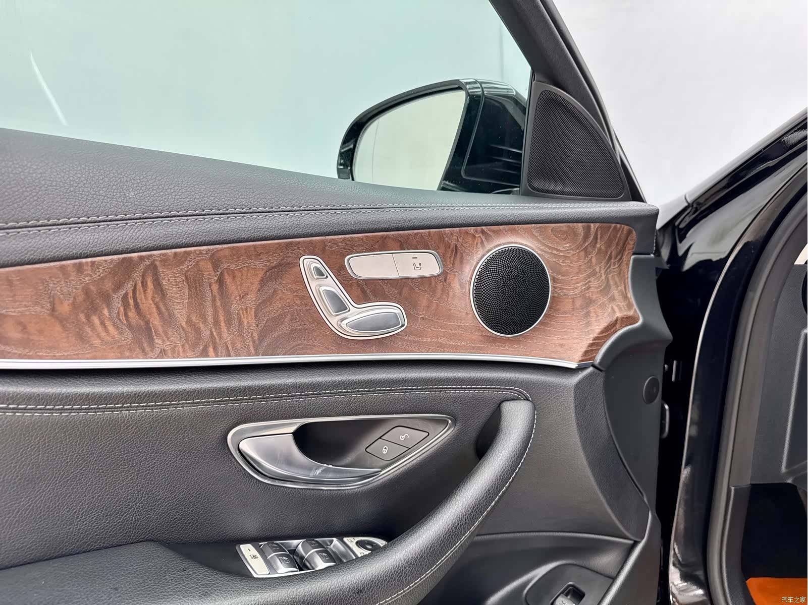 Mercedes-Benz E-Class, 2019 8