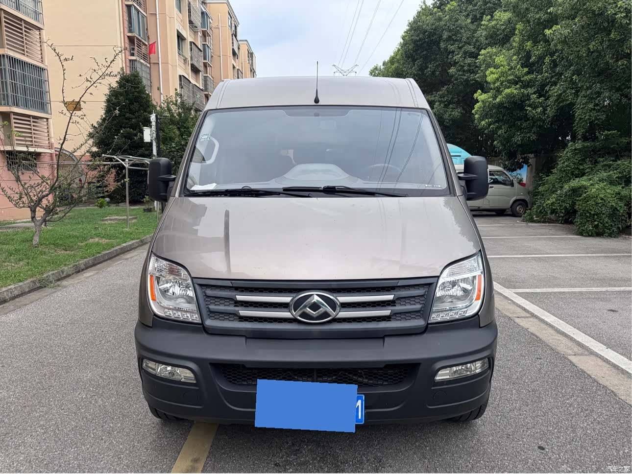 Maxus V80, 2022 8