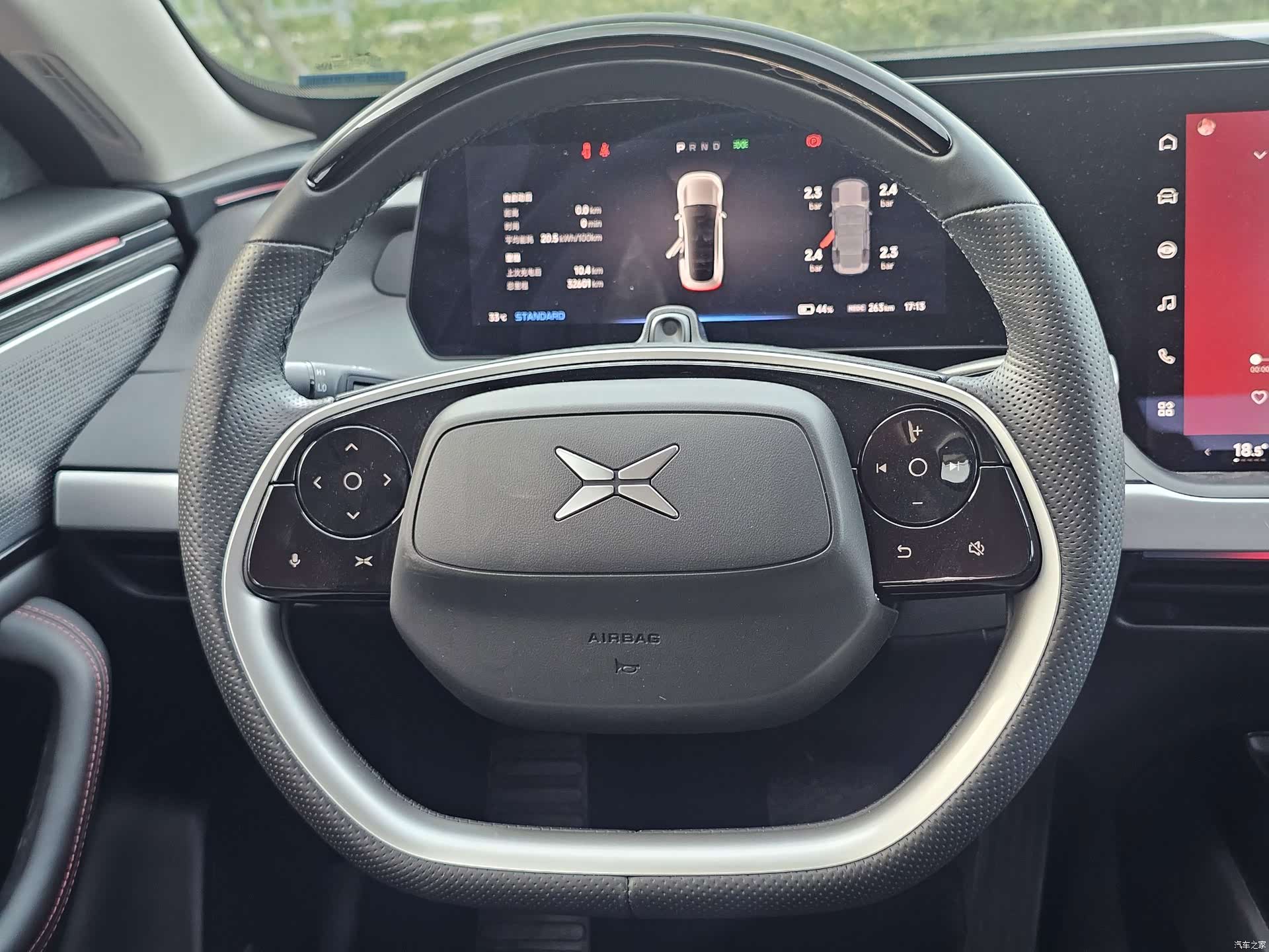 Xpeng P7, 2021 все фото