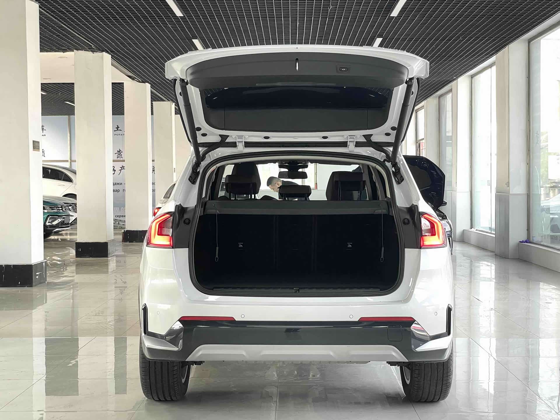 BMW X1, 2023 14