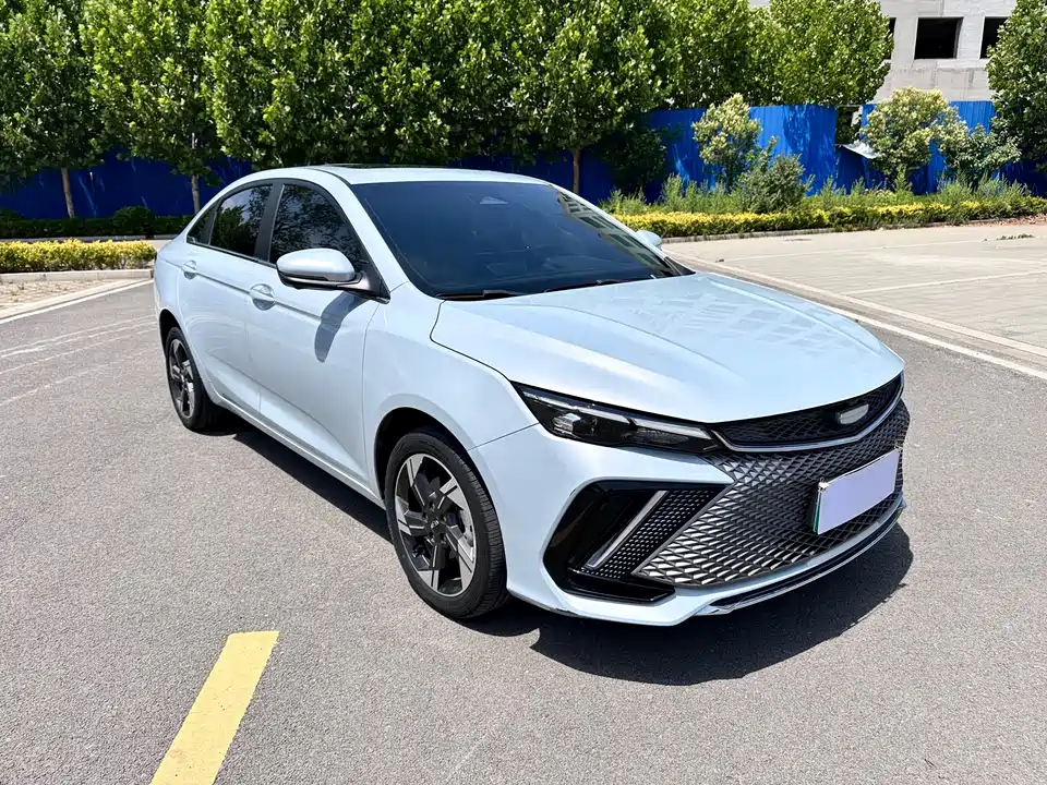 Geely Emgrand L HiP Geely Emgrand L HiP