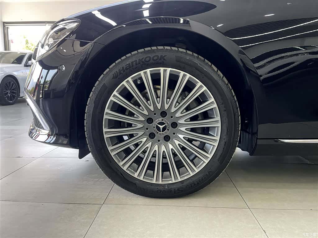 Mercedes-Benz E-Class, 2023 7