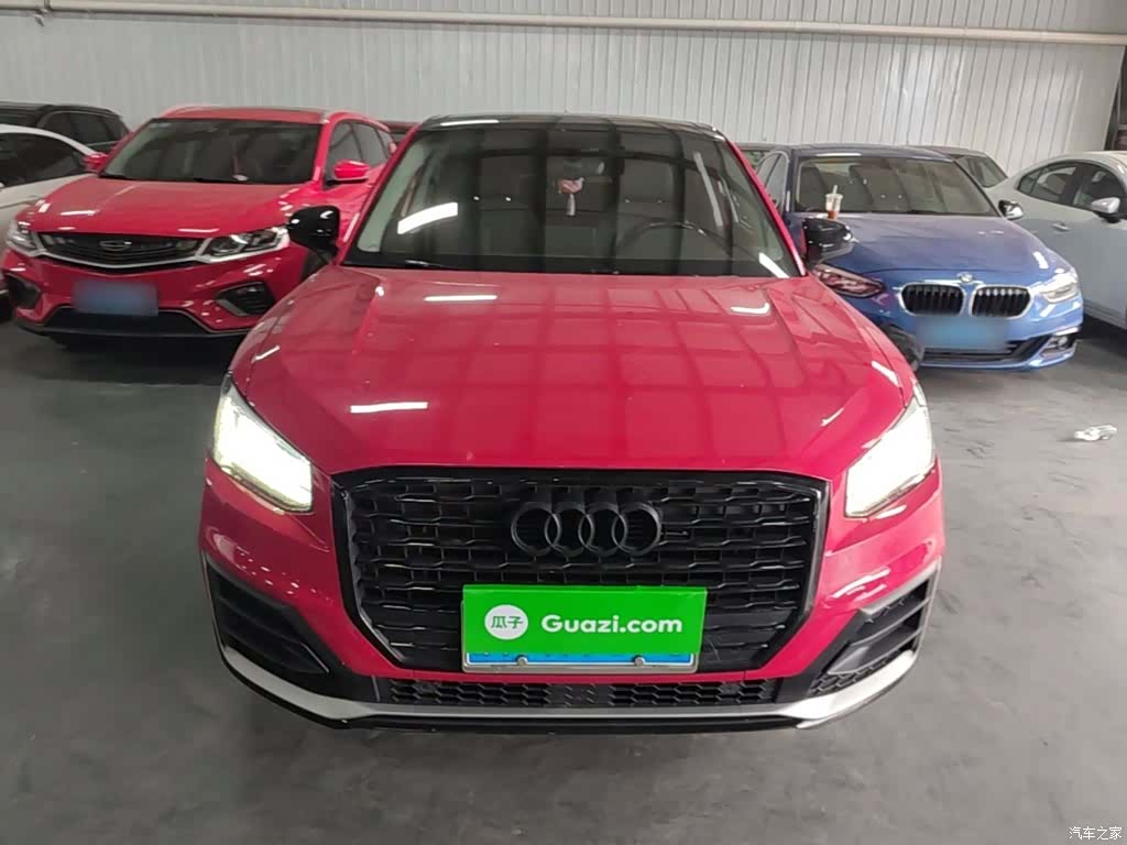 Audi Q2L, 2021 3