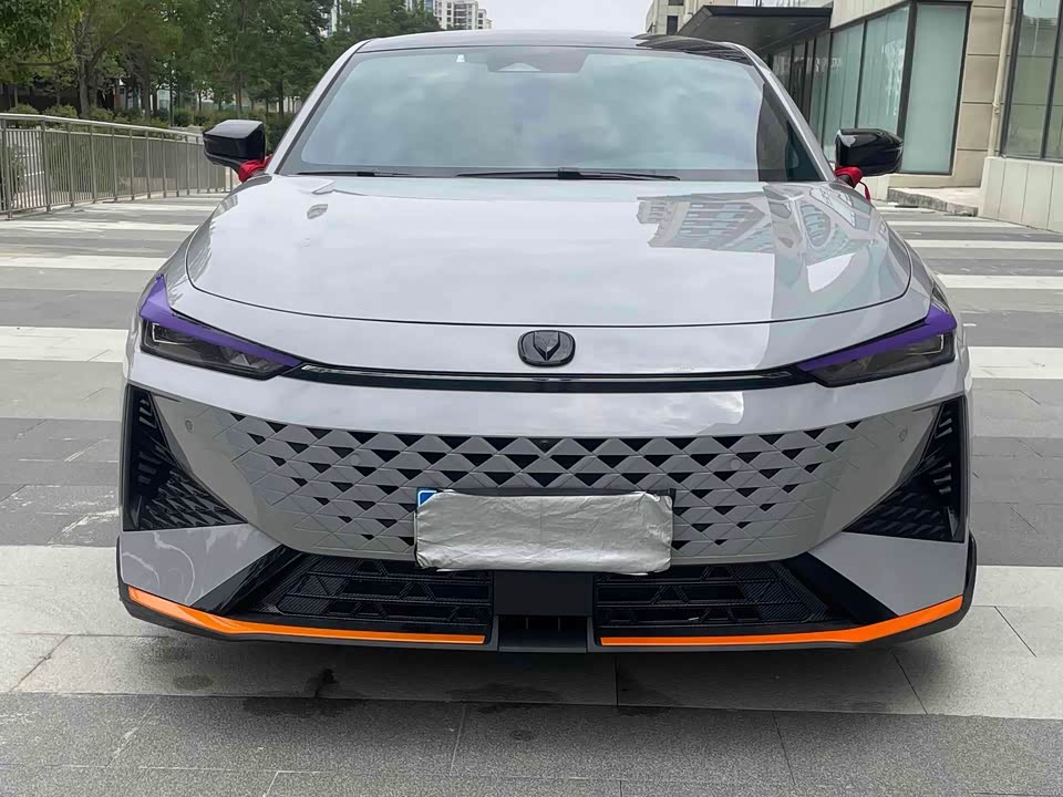 Changan UNI-V