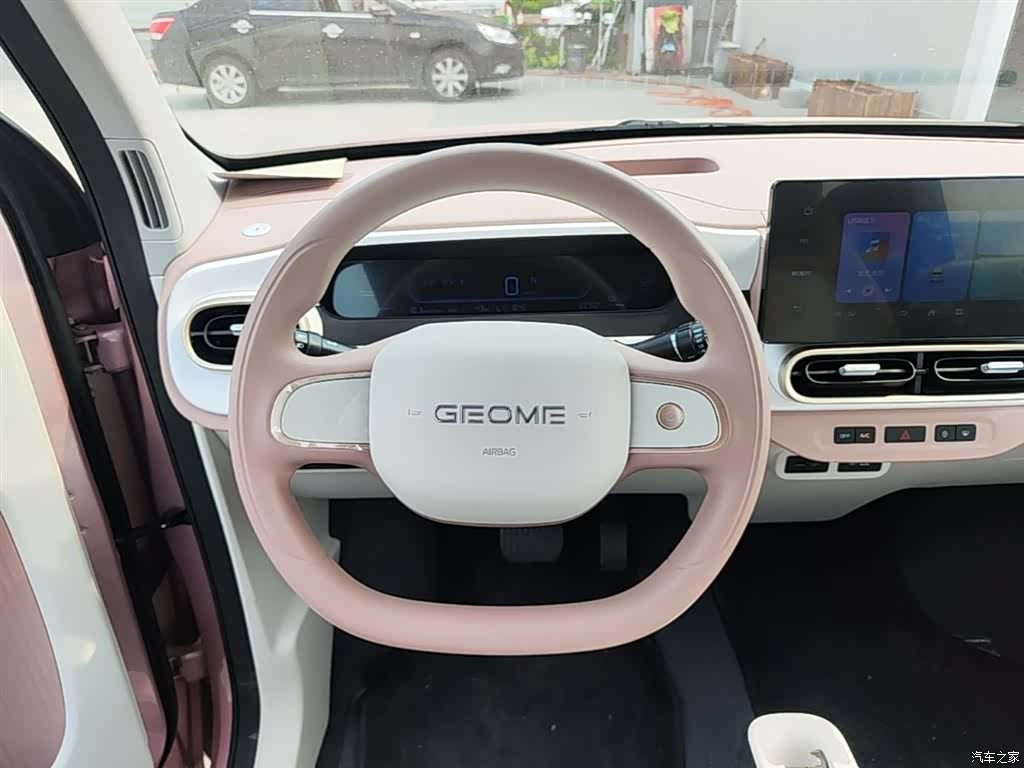 Geely Panda, 2026 11
