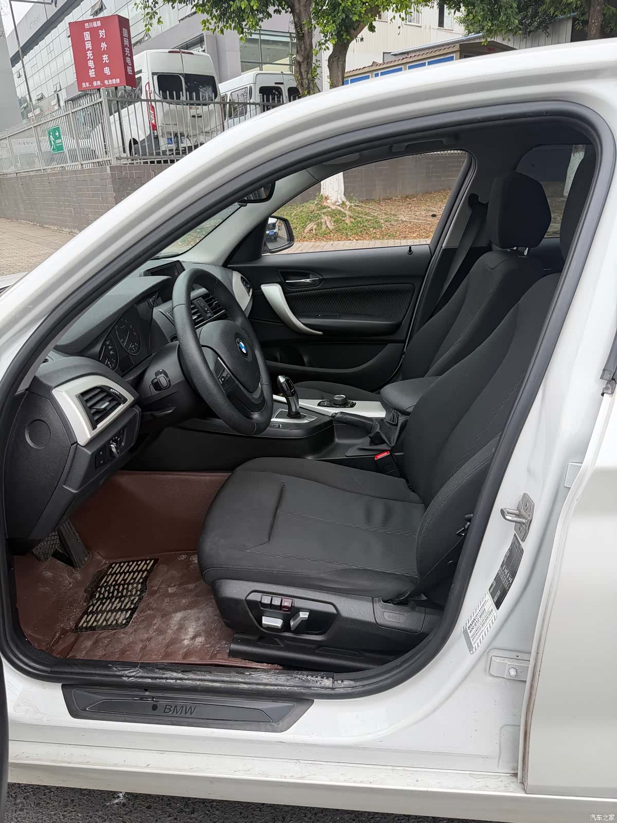 BMW 1 Series, 2016 11