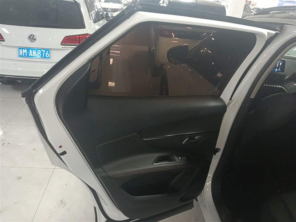 Peugeot 4008 Peugeot 4008