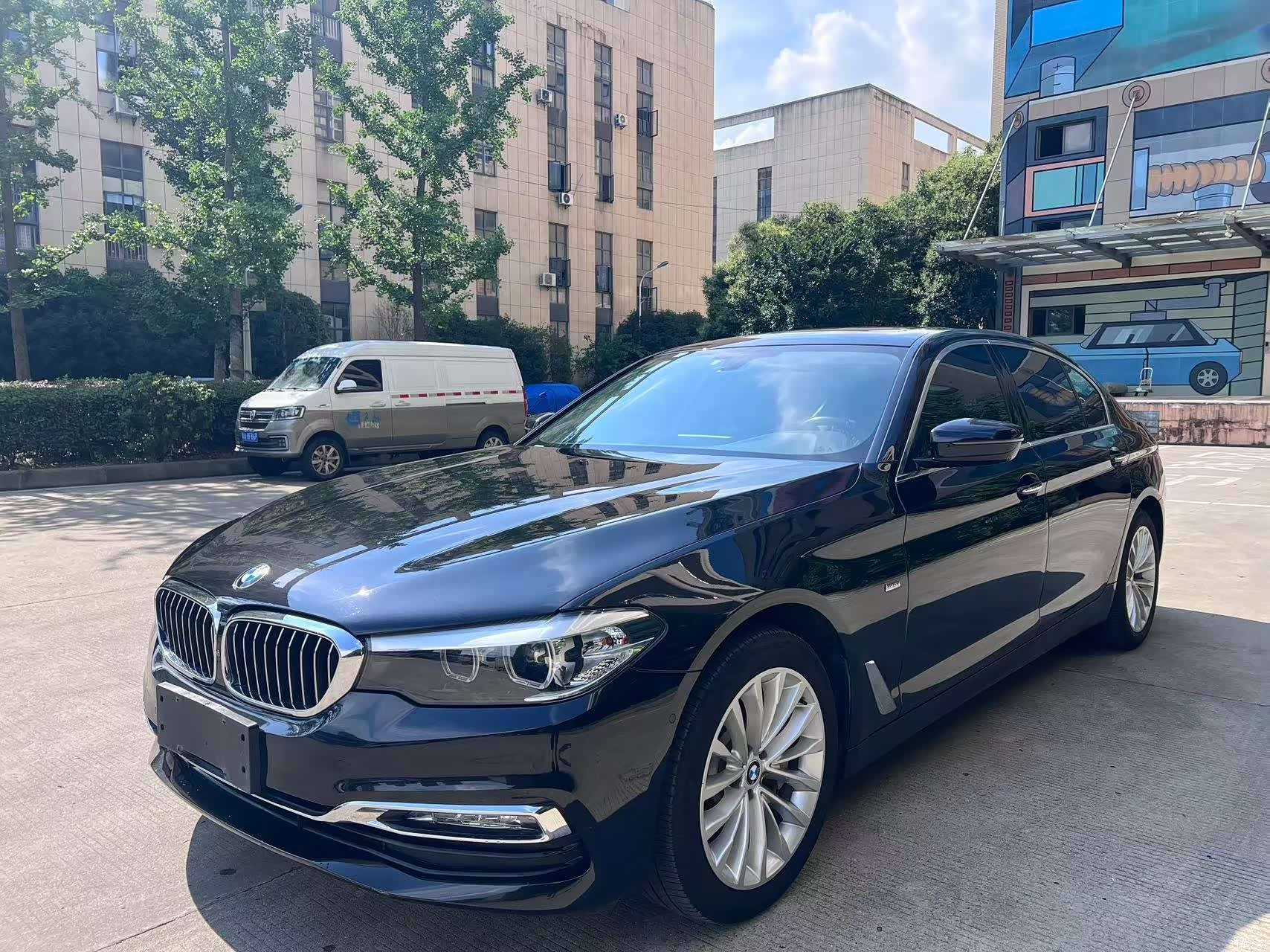 BMW 5 Series, 2018 1