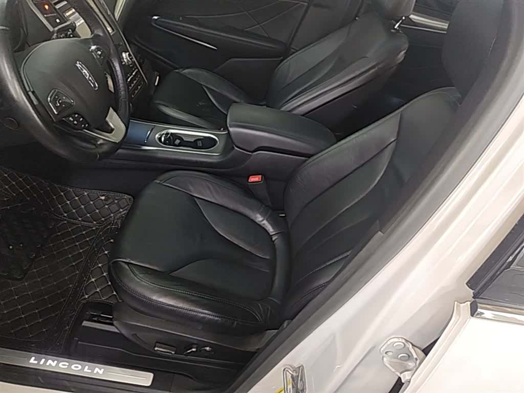 Lincoln MKC, 2020 15