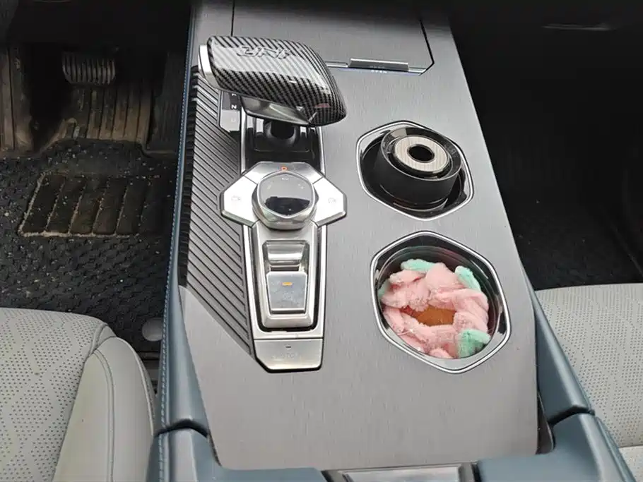 Changan UNI-K Smart iDD