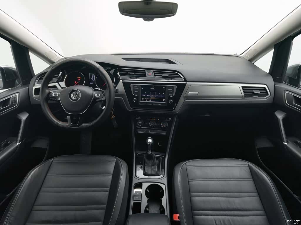 Volkswagen L, 2016 все фото