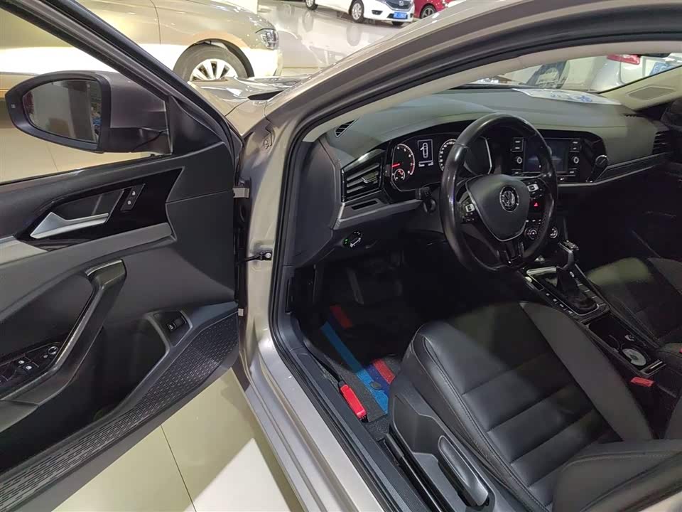 Volkswagen Sagitar Volkswagen Sagitar
