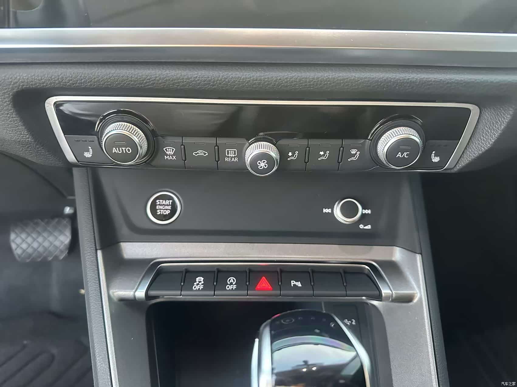 Audi Q3, 2022 12